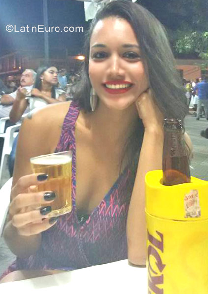 Date this pretty Brazil girl Jessica from Sao Paulo BR10041