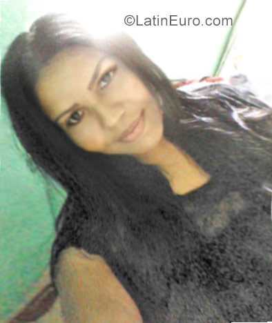 Date this pretty Brazil girl Priscila from Nova Iguacu BR10050