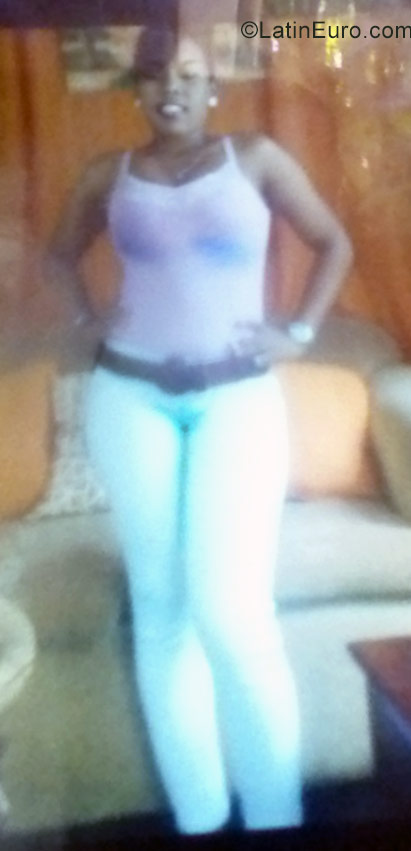 Date this exotic Dominican Republic girl Odris from Santo Domingo DO29252