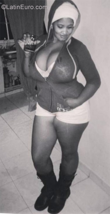 Date this sultry Dominican Republic girl Ana from Santo Domingo DO29383