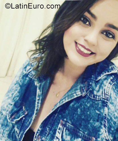 Date this young Brazil girl Bruna from Goiania BR10133