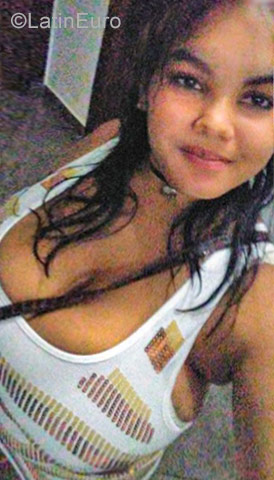 Date this foxy Dominican Republic girl Marian from Santiago DO29619