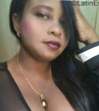 Date this good-looking Dominican Republic girl Gelicia merlin from Mao DO29622