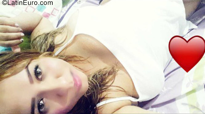 Date this good-looking Colombia girl Kriss hernandez from Tulua Valle CO22083