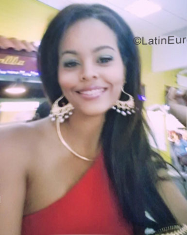 Date this gorgeous Dominican Republic girl Mary from La Romana DO29935