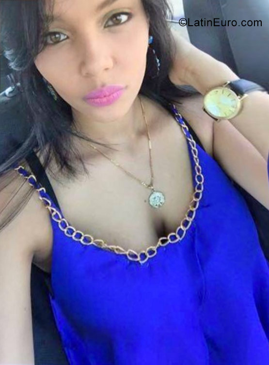 Date this stunning Dominican Republic girl Anabel from Santo Domingo DO30301