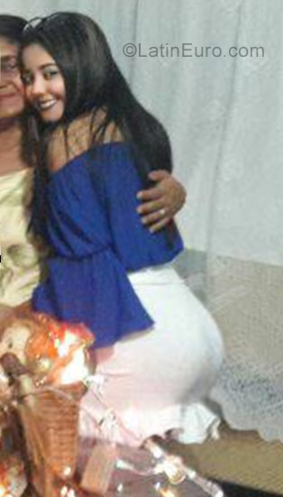 Date this young Colombia girl Carmen from Valledupar CO22419