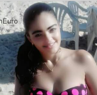 Date this nice looking Brazil girl Ana from Fortaleza BR10311