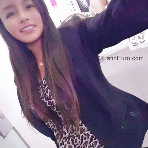 Date this stunning Peru girl Marisol from Lima PE1166