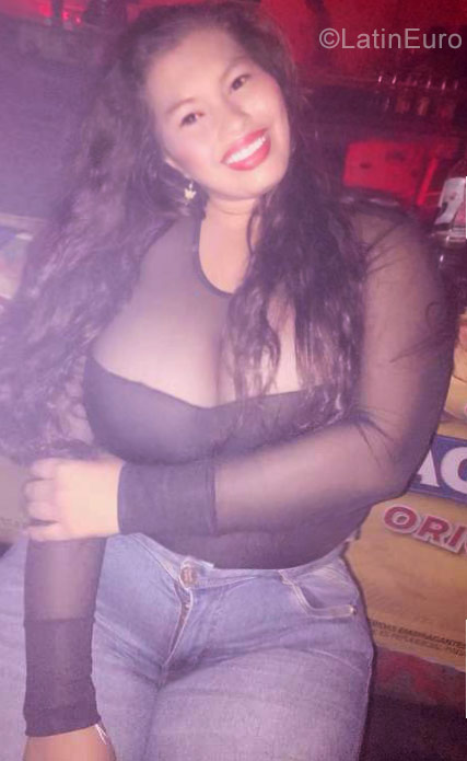 Date this gorgeous Colombia girl Mara Nelly from Barranquilla CO22863