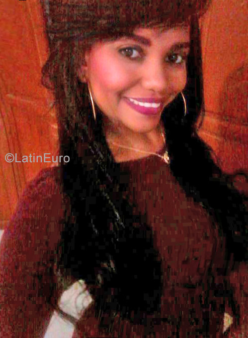 Date this lovely Dominican Republic girl Anyeli from Santiago DO30937
