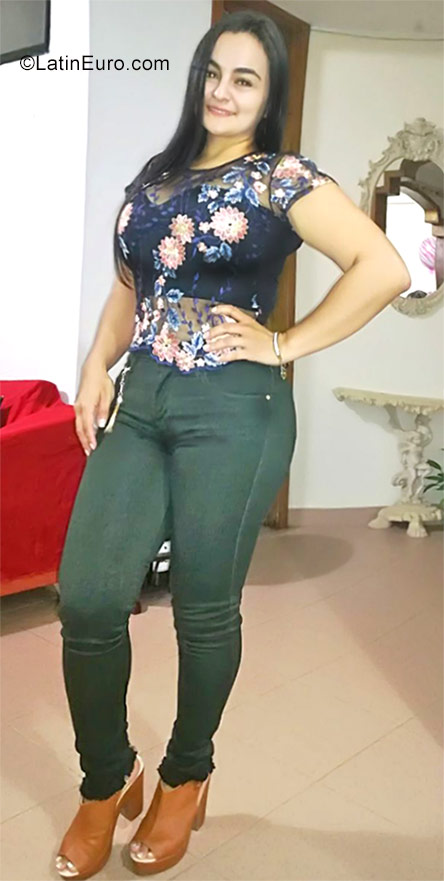 Date this tall Colombia girl Luisa from Mocoa CO23080