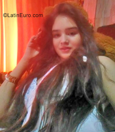 Date this young Colombia girl Valentina from Santa rosa de cabal CO23187
