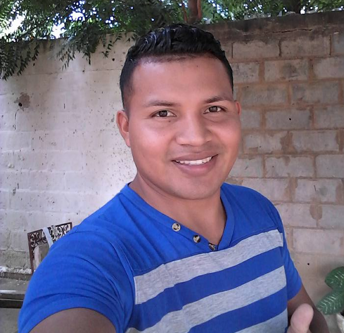Date this nice looking Venezuela man Adrian from maracaibo VE1307