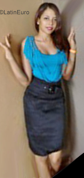 Date this gorgeous Dominican Republic girl Sarah from Santo Domingo DO31485