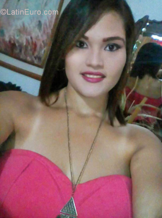 Date this georgeous Venezuela girl Hilda from Cabimas VE1377