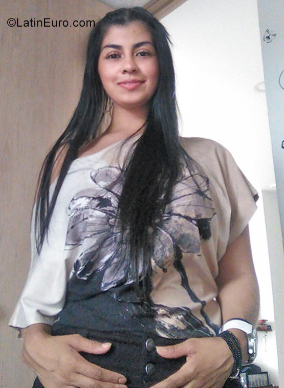 Date this delightful Colombia girl Monica from Medellin CO23449