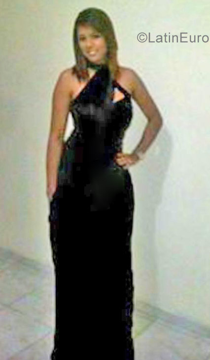 Date this sensual Dominican Republic girl Stephanie from Santo Domingo DO31768