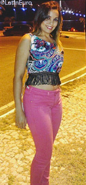 Date this foxy Brazil girl Larissa from Belo Horizonte BR11371