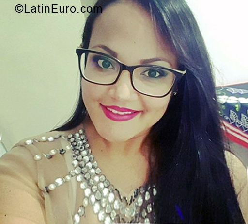 Date this tall Brazil girl Alessandra from Campinas BR11431