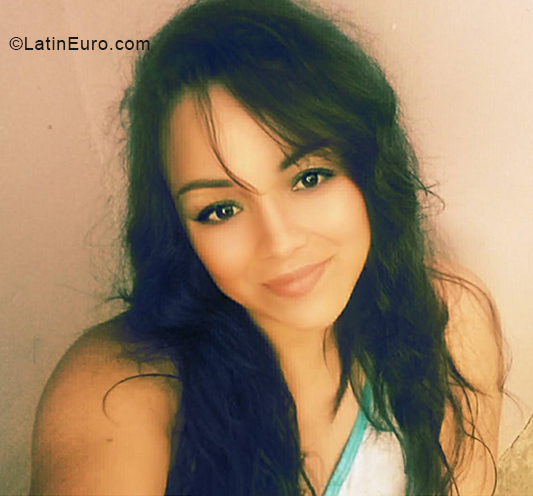 Date this young Costa Rica girl Kromez from San Carlos CR413
