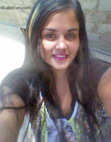 Date this delightful Venezuela girl Criseli from Punto Fijo VE3909