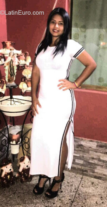 Date this stunning Venezuela girl Gisselle from Barinas VE3913