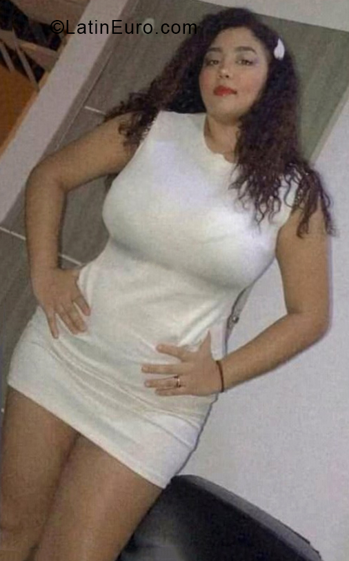 Date this beautiful Colombia girl Laura from Bogotá CO31049