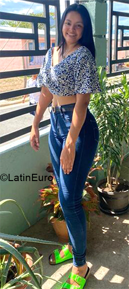 Date this lovely Costa Rica girl Katherine from Heredia CR464