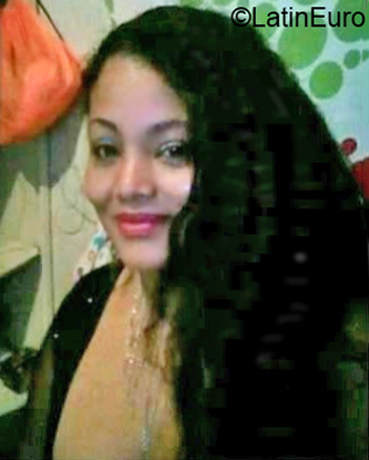 Date this hard body Colombia girl Jackeline from Cali CO30842