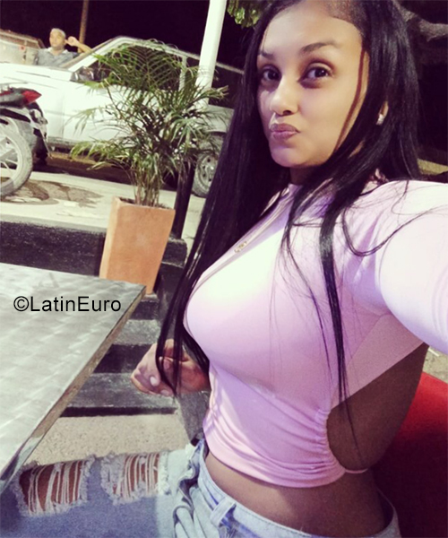 Date this funny Colombia girl Charon from Barranquilla CO30933
