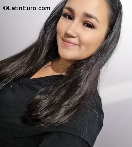 Date this young Costa Rica girl Cristina from Alajuela CR487