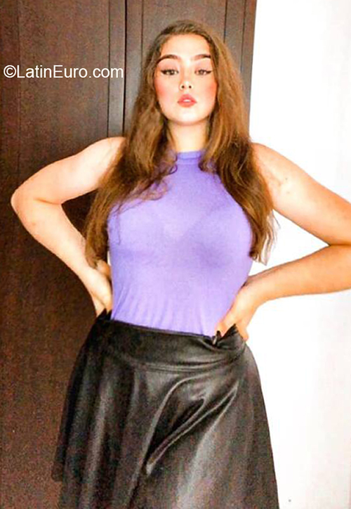 Date this good-looking Colombia girl Emma from Pereira CO31139