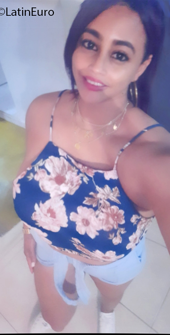 Date this good-looking Dominican Republic girl Brianda from Santiago DO40740