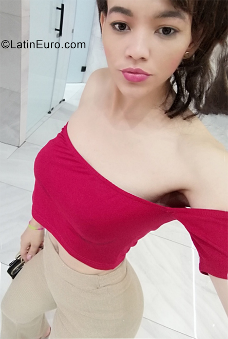 Date this charming Dominican Republic girl Leidy from Santiago DO40798