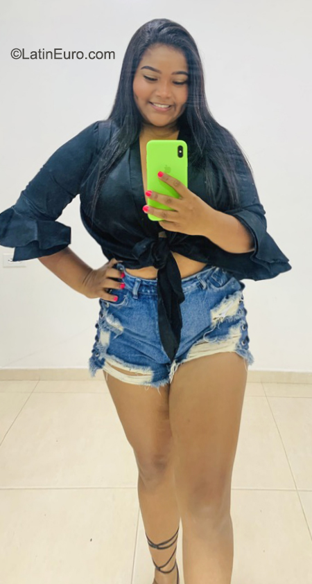 Date this happy Colombia girl Karen Brito from Valledupar CO31890