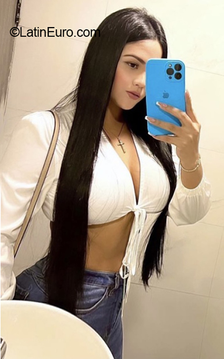 Date this exotic Mexico girl Kasandra from Gómez MX2624