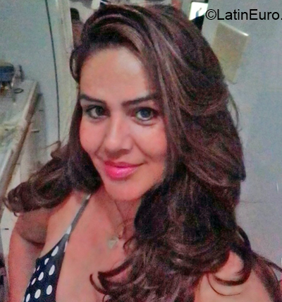 Date this sensual Brazil girl LUCIANE from Porto Alegre BR12163
