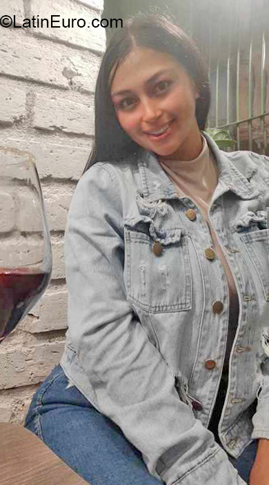 Date this lovely Colombia girl Elizabeth from Medellin CO32093