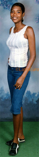 Date this foxy Honduras girl Mercedes from La Ceiba N3684