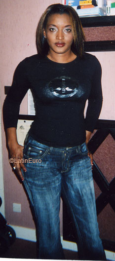 Date this sultry Any Country girl Idrissa from  A9868