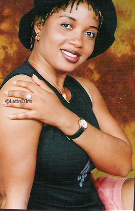 Date this pretty Ivory Coast girl Ama from  A9923