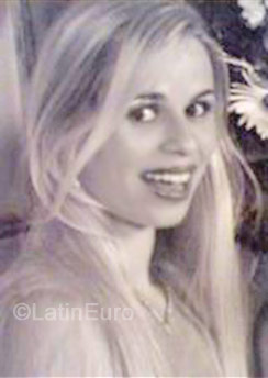 Date this athletic Brazil girl Maria from Santos B-186