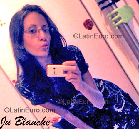 Date this sensual Brazil girl Juliana from Sao Paulo BR4205