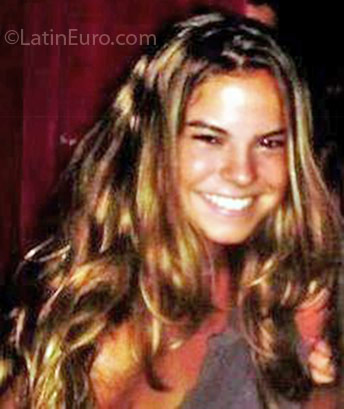 Date this lovely Brazil girl Ana from Sao Paulo B-268