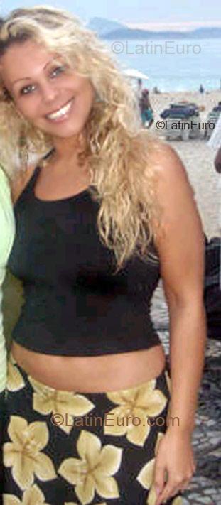 Date this happy Brazil girl Andreza from  B-272