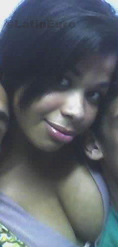 Date this charming Brazil girl Joelma from Maceio B-44