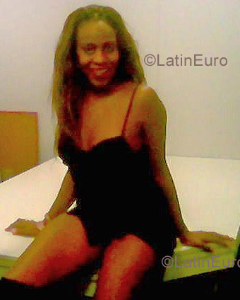 Date this cute Brazil girl Cristina from Goiania B1029