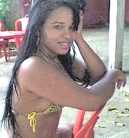 Date this gorgeous Brazil girl Claudia from Santa Ines B1057