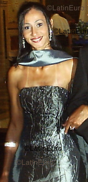 Date this young Brazil girl Rosana from Pirassununga B1165